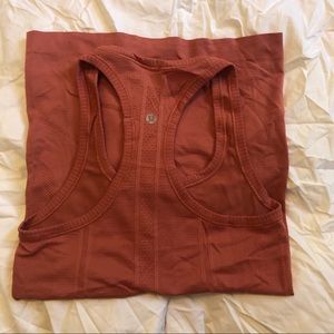 Lulu lemon tank. Xs-s